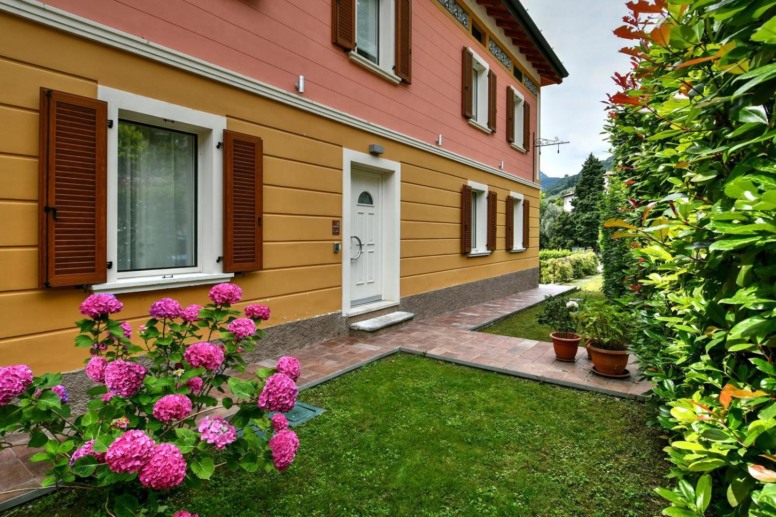 Il Sogno Sul Lago Gargnano Exteriör bild